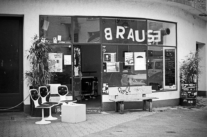 Brause, Metzgerei Schnitzel e.V., analog, s/w, schwarz-weiss, b/w, black and white, Contax T3