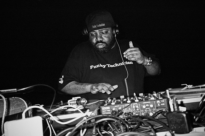 Ben*, Stahlwerk, Different Strokes, Rock of Heltah skeltah, Smith'n wessun, Tek, Steele, Lord Finesse, Planet Asia, Bootcamp Clik, analog, s/w, b/w, black and white, black & white, Contax T3, Contax Tvs, Kodak TMax400