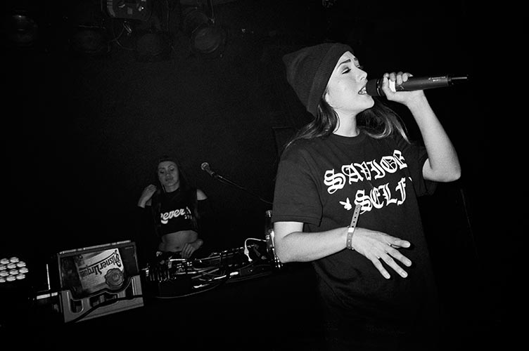 Dj Lala, Gavlyn and Reverie, analog, s/w, schwarz-weiss, b/w, black and white, Contax T3, TMax400