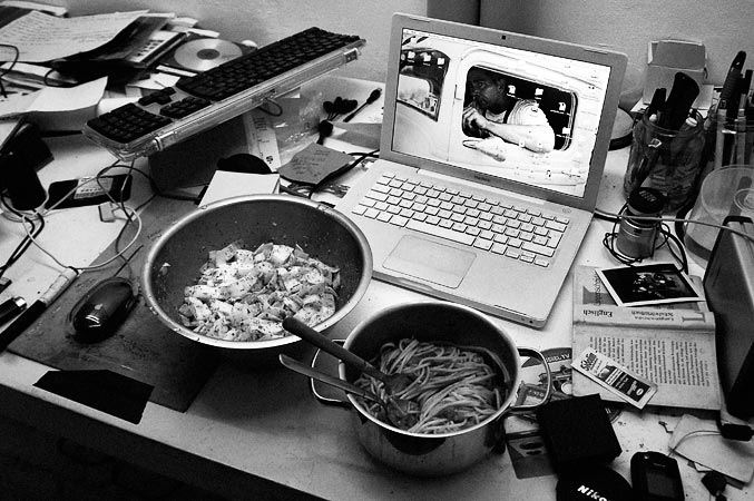 schiko, ForoSchiko, black and white
