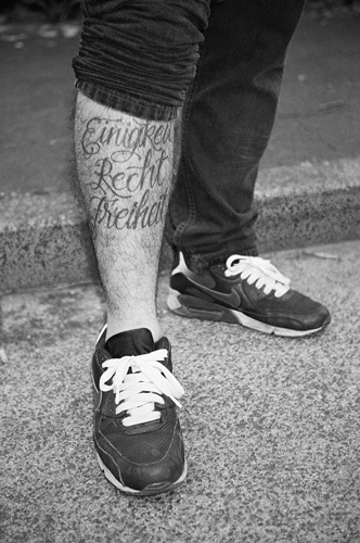 Broken Teeth, Survival, Dull Eyes, Container, Hardcore,