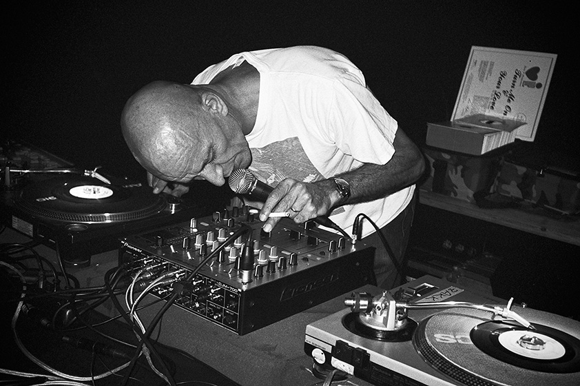 Keb Darge, Zakk, Unique