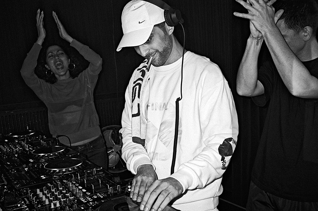 Future Brown, Kantine Berghain, analog, s/w, schwarz-weiss, b/w, black and white, Contax T3