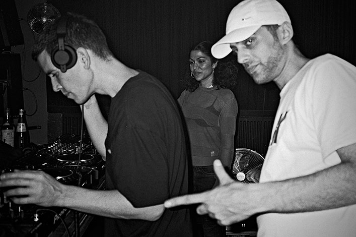 Future Brown, Kantine Berghain, analog, s/w, schwarz-weiss, b/w, black and white, Contax T3