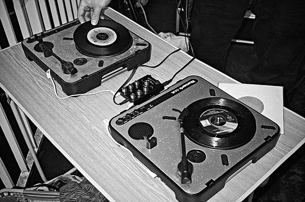 Killah Calles, Flingern at night, analog, s/w, schwarz-weiss, black and white, b/w