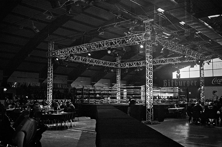 Mujoken-Ki, Muay-Thai, Mixed material arts, Kick Boxen, Boxen, analog, s/w, schwarz-weiss, b/w, black and white, Contax T3