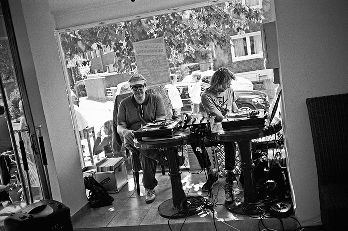 Büdchentag, 1. Büdchentag Düsseldorf, FotoSchiko, Fotoschiko, fotoschiko, foto schiko, Foto Schiko, Schiko, Andreas Schiko, analog, Olympus mju2, b/w, schwarz-weiss, s/w, T-max400, 