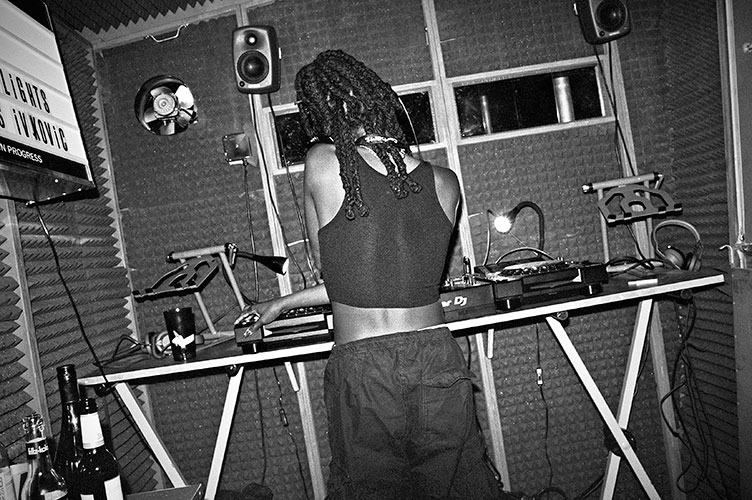 Bambi, Dj Bambi, Open Source Festival 2019, Canon AE1, analogfotografie, analogphotography, analog, Kodak Tmax 400, stay broke shoot film, point and shoot