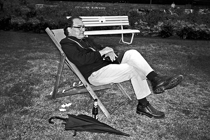 New Fall Festival, Festival, Düsseldorf, NRW Forum, Ehrenhof, Summer Edition, Analogfotografie, analogphotography, Olympus mju 2, point and shoot, stay broke shoot film, 35mm, on film black and white,
